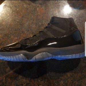 Jordan 11 cap n gown